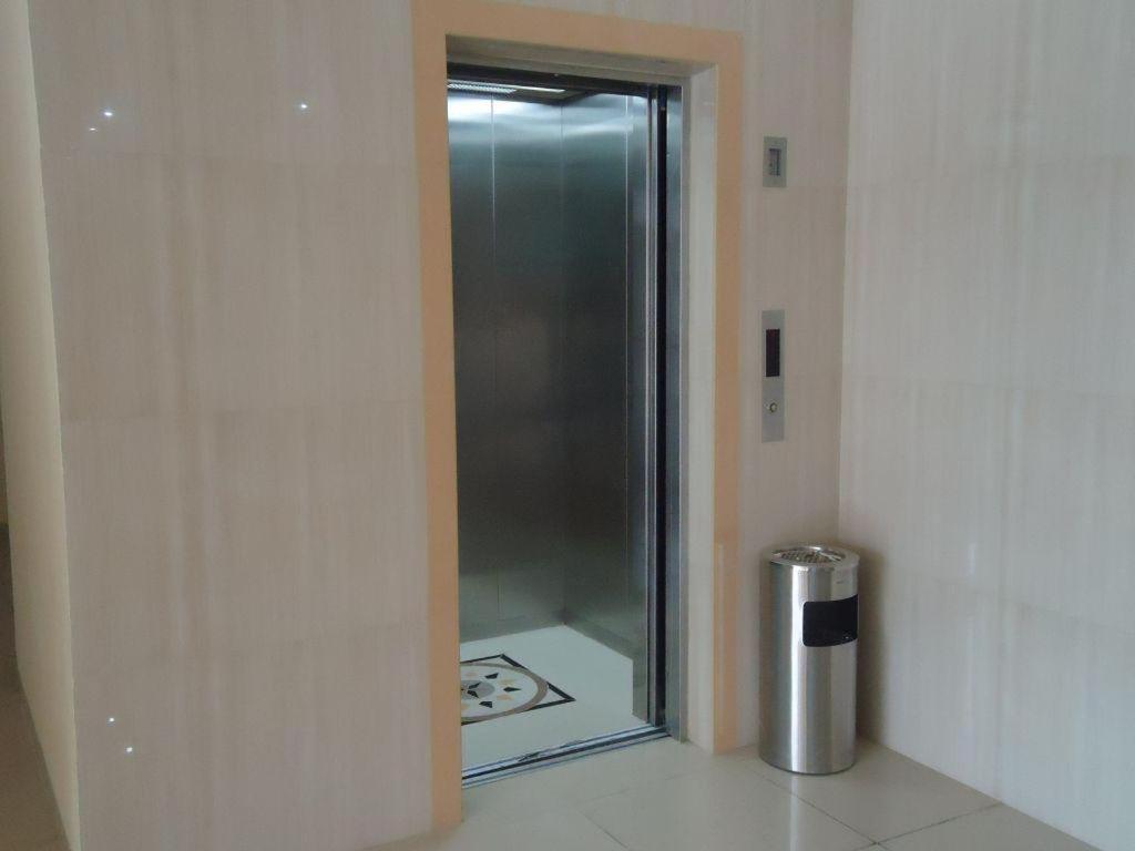 Hotel Makmur Tarakan Exterior foto