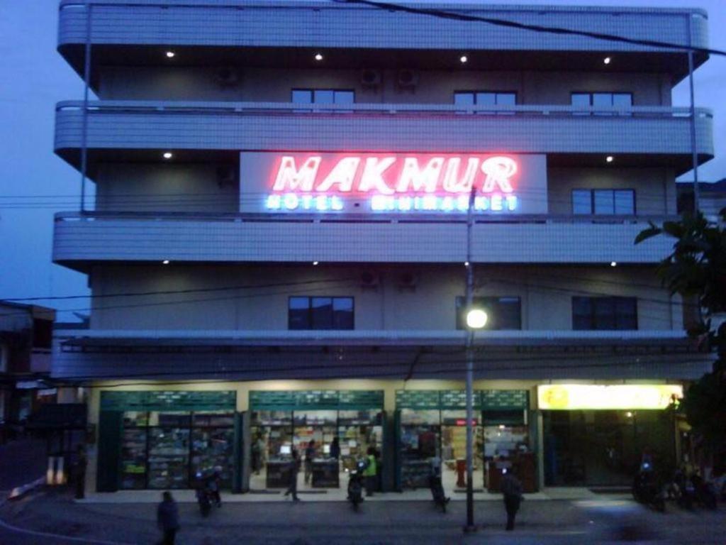 Hotel Makmur Tarakan Exterior foto